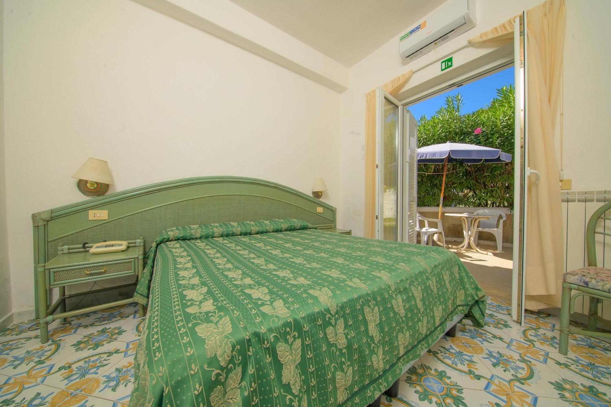 Hotel Av Club Terme Colella Forio di Ischia Exterior foto